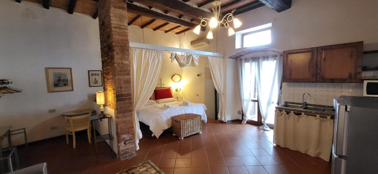 Tenuta Colombaio กาโซเล เดลซา ภายนอก รูปภาพ